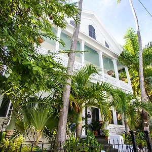 https://old-town-manor.hotels-in-key-west.com